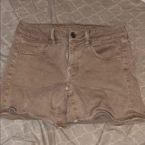 Khaki American eagle shorts